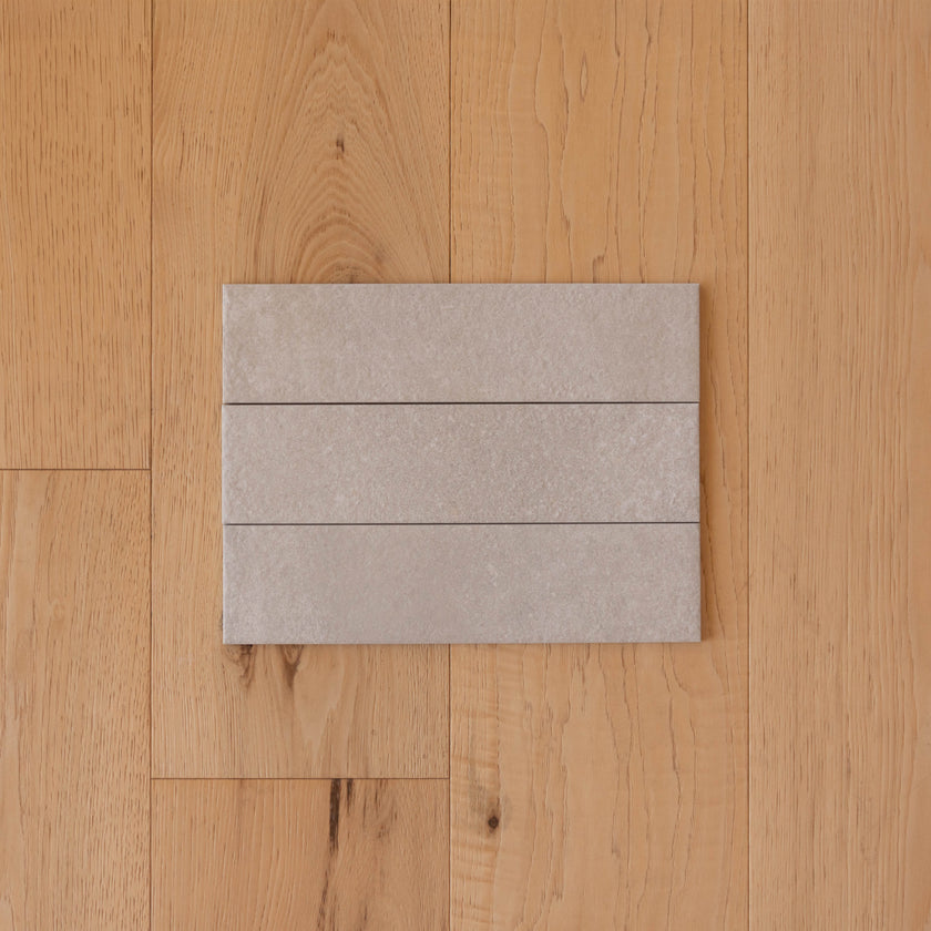 Signature Brik Moov Ivory