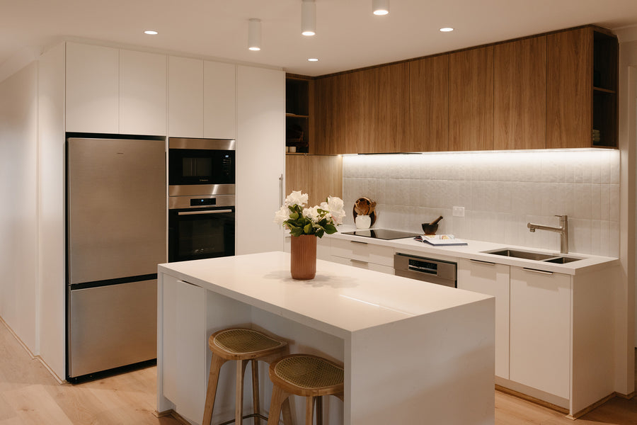 Warm Contemporary Kitchen
