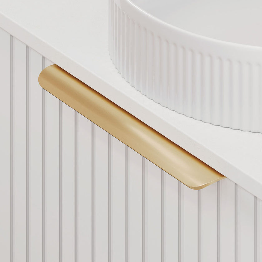 Minka Edge Curved Handle
