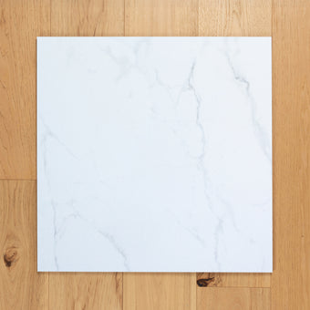 Signature Carrara Gloss