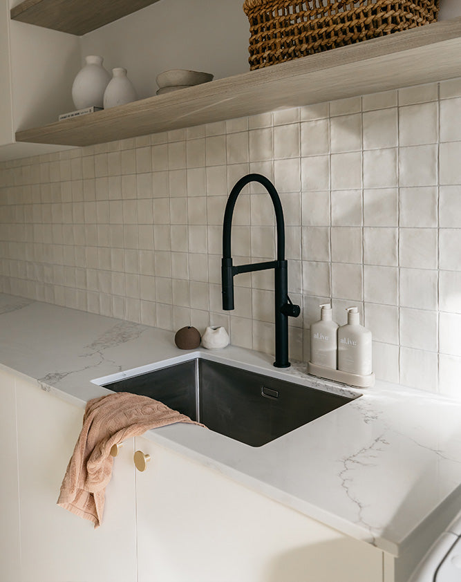 Kitchen & Laundry